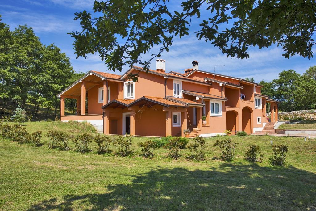 Apartments Matelici Divšići Exterior foto