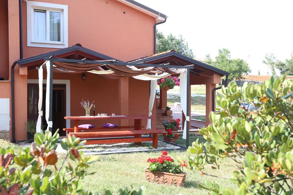 Apartments Matelici Divšići Exterior foto